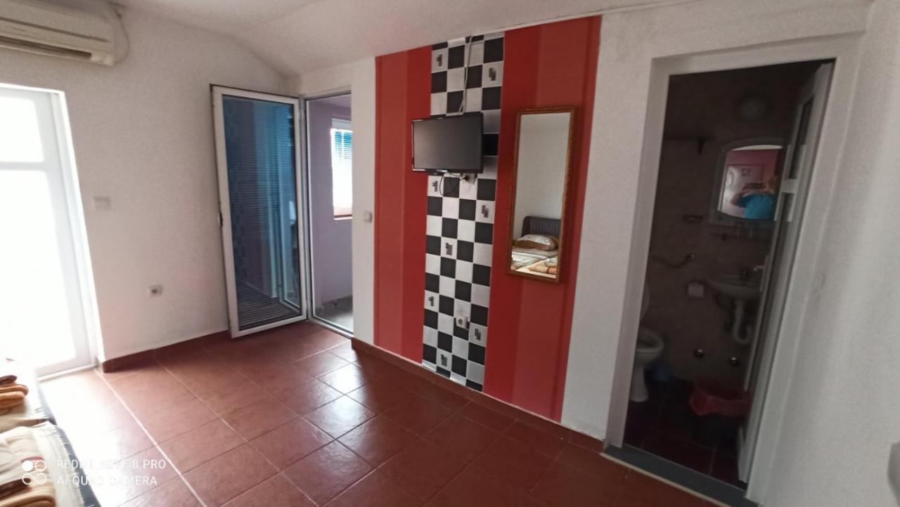 Kuca Todorovic Apartment บุดวา ภายนอก รูปภาพ