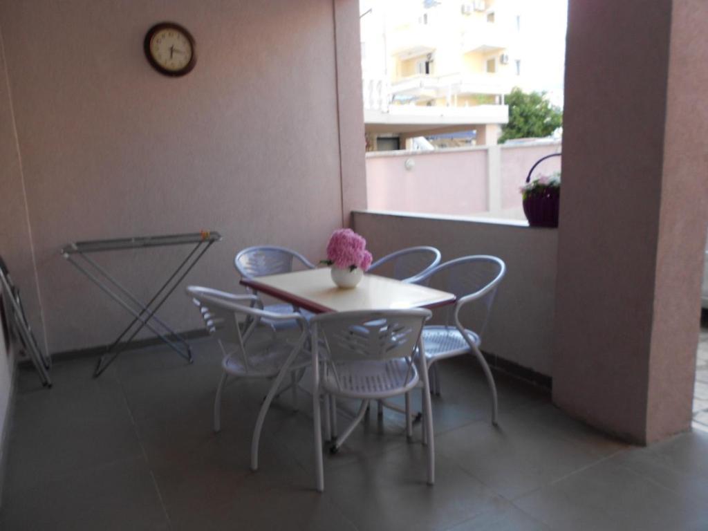 Kuca Todorovic Apartment บุดวา ภายนอก รูปภาพ