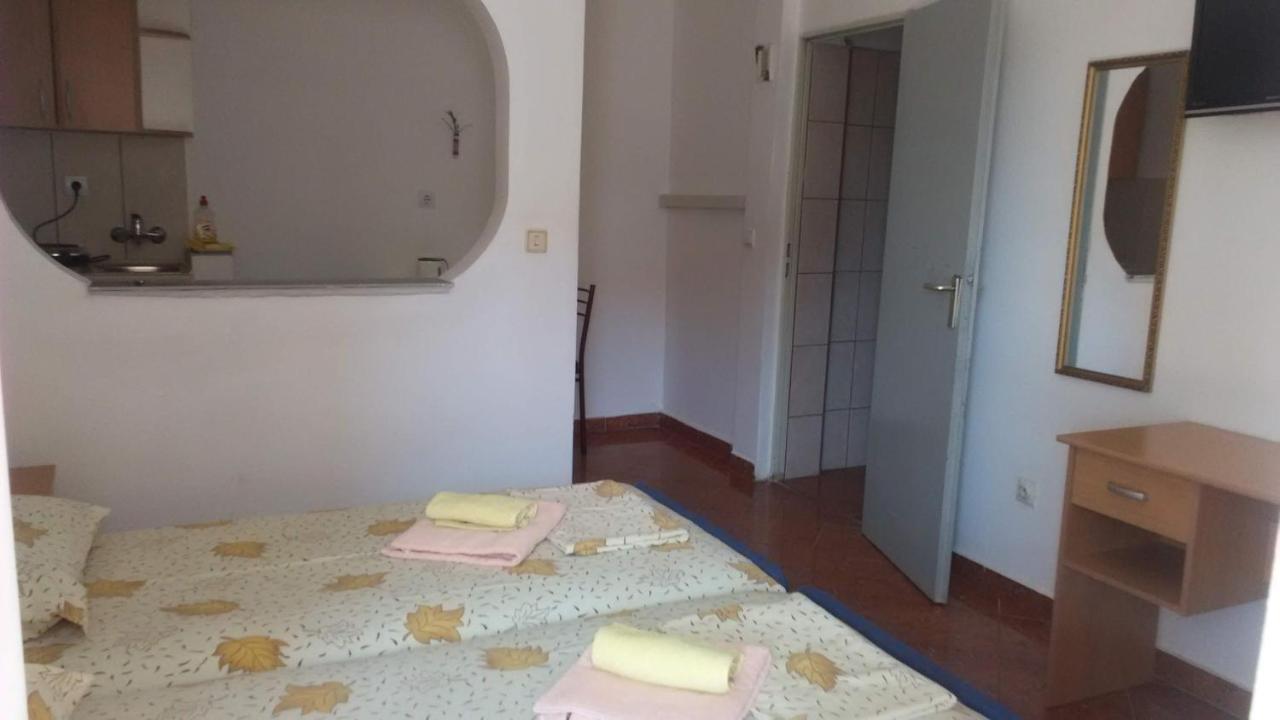 Kuca Todorovic Apartment บุดวา ภายนอก รูปภาพ